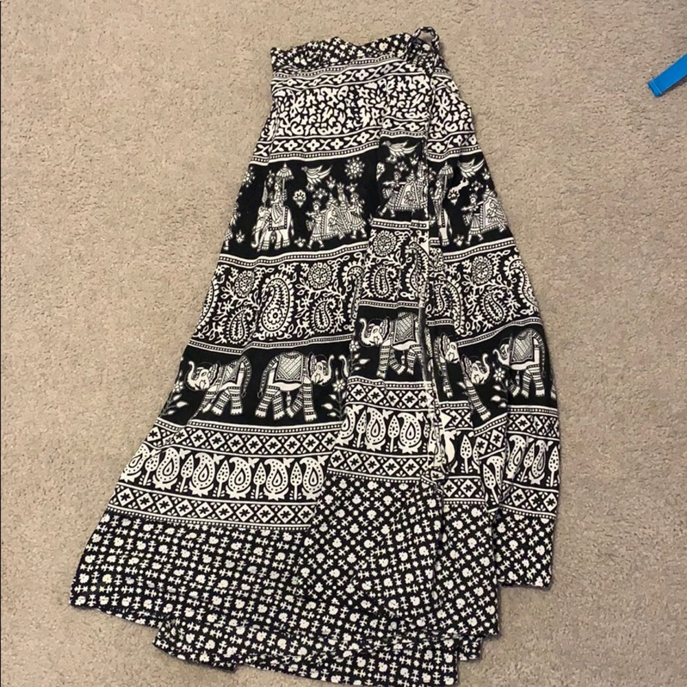 Indian wrap skirt black and white